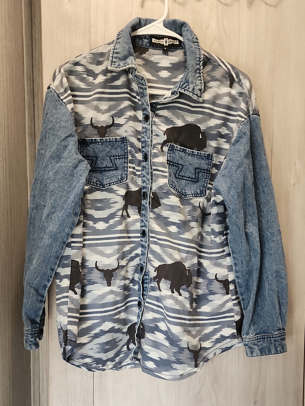 Rowdy Crowd Western Aztec Buffalo Denim Button Up Shirt Cowgirl Rodeo Shirt | S